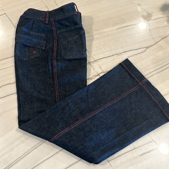 Victoria, Beckham red stitched wide leg jeans - Picture 6 of 8